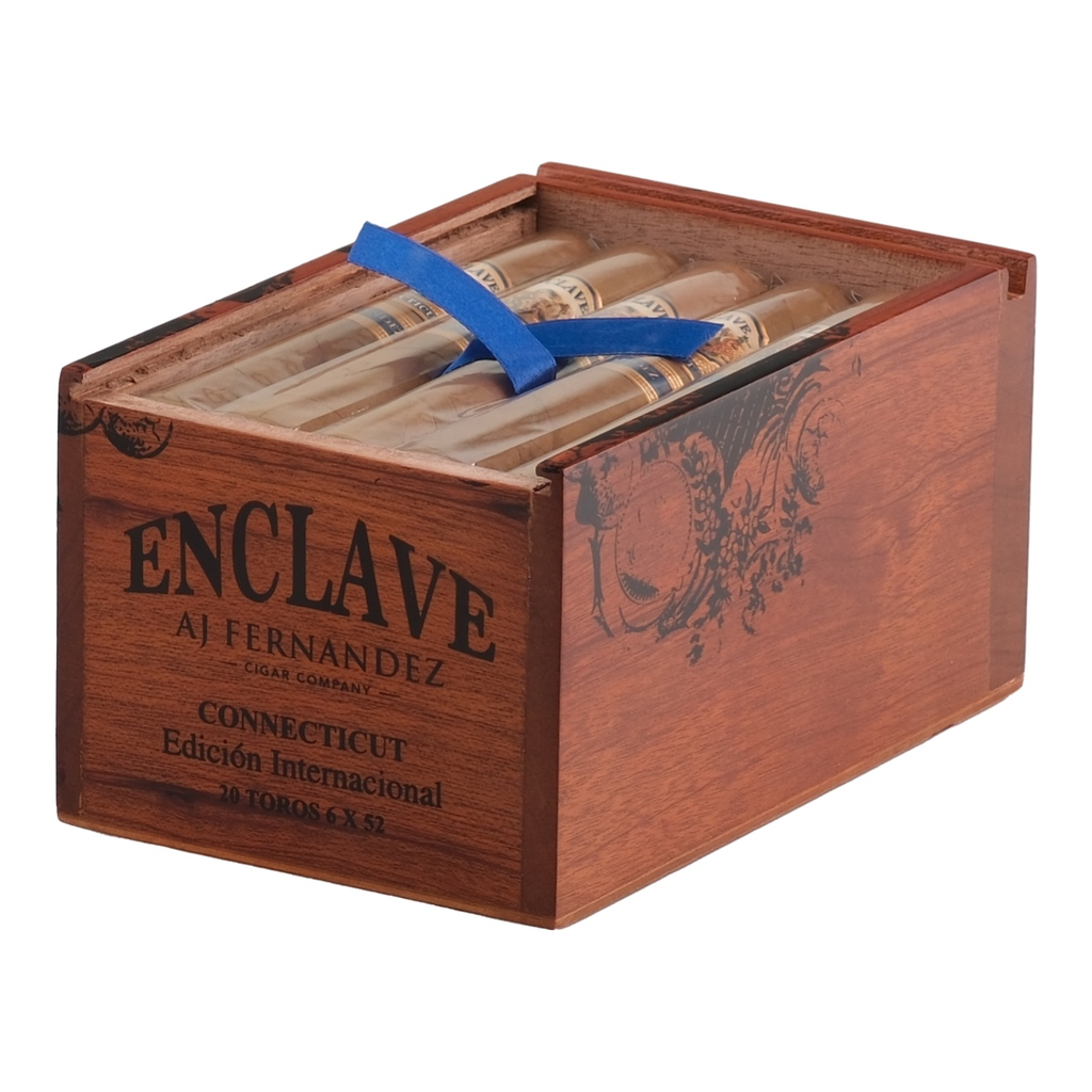aj-fernandez-enclave-connecticut-toros-box-2.webp