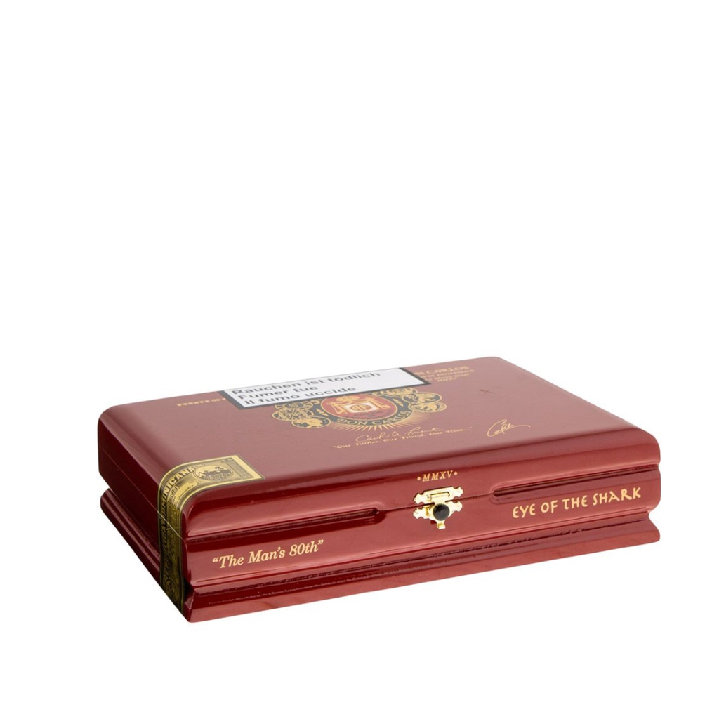 Don carlos eye of the shark-2.webp