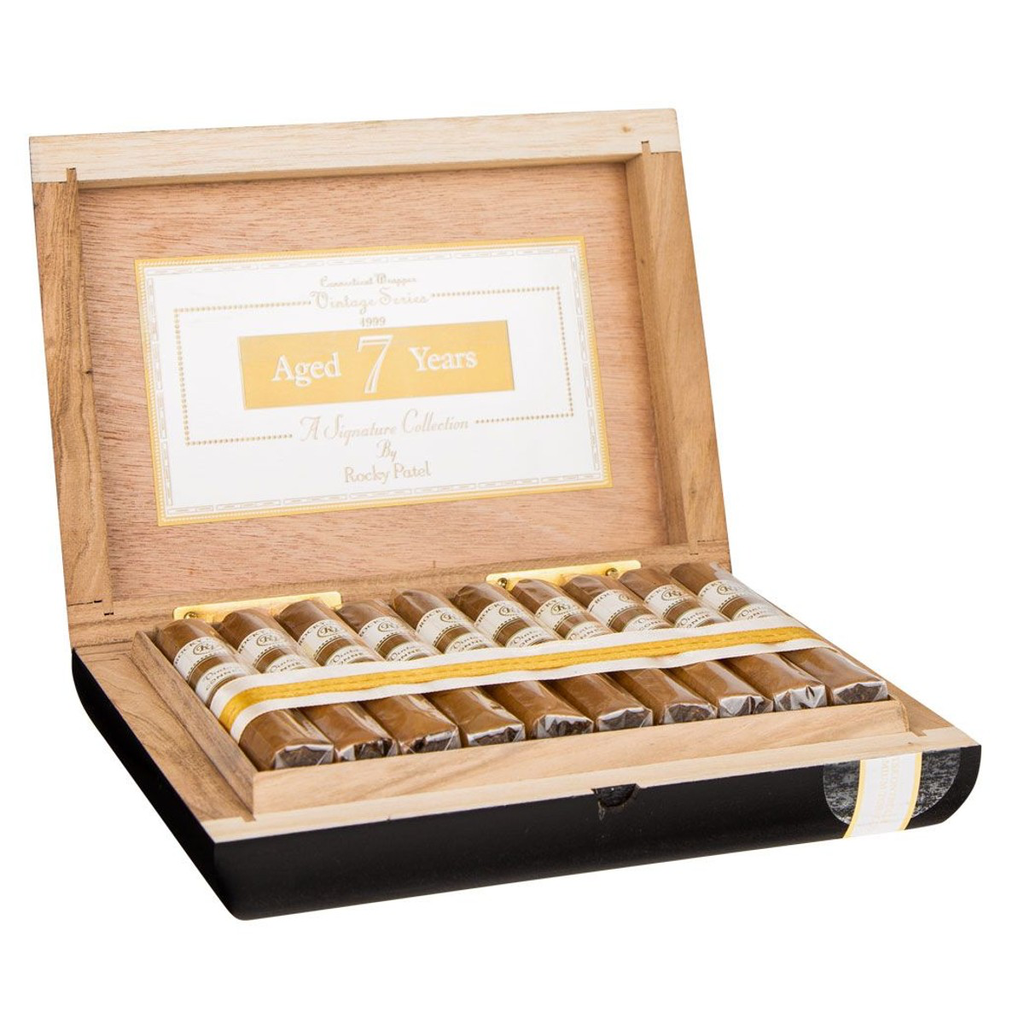 Rocky_Patel_Vintage_Petite_Corona_2.webp