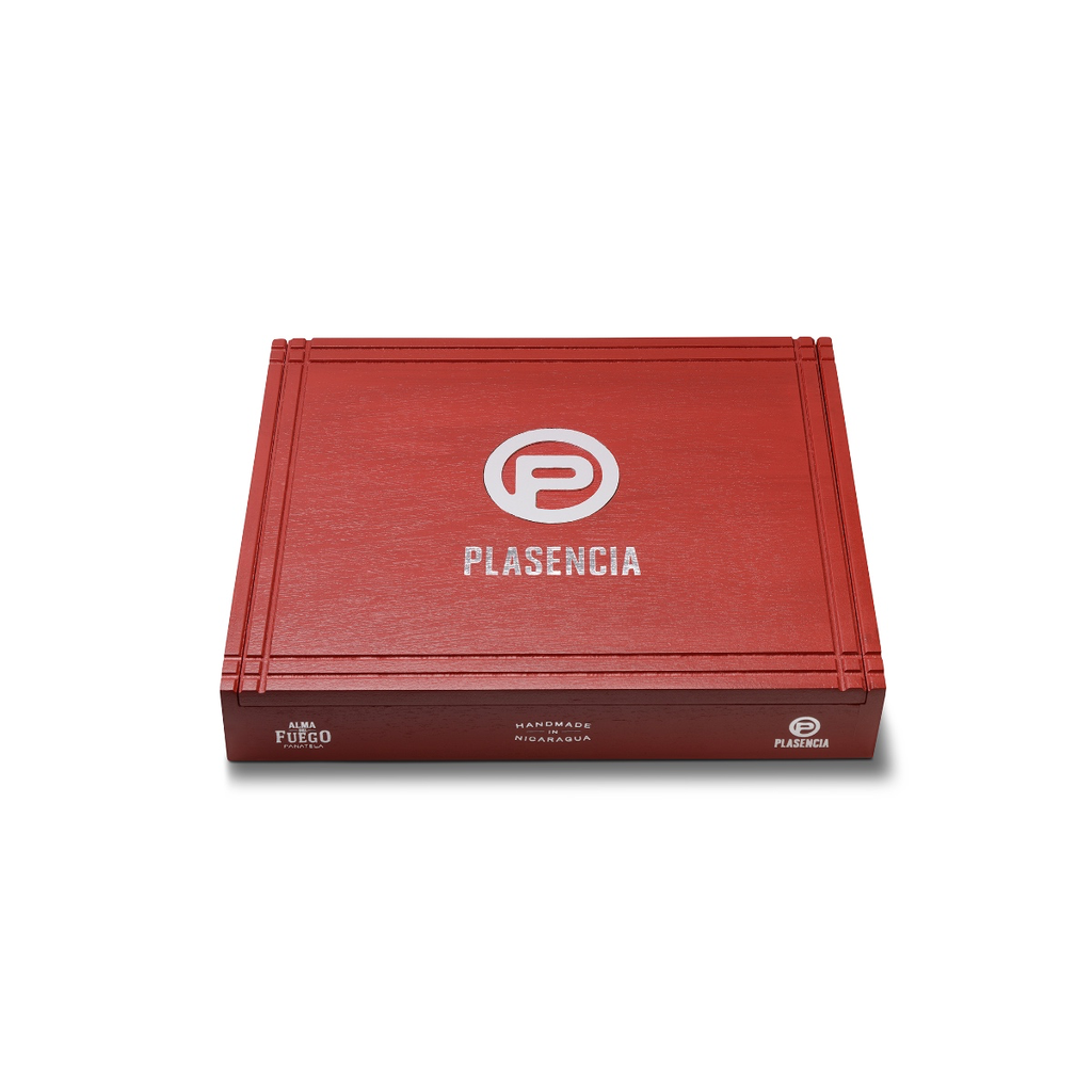 Alma Feugo Flama WEB box closed_white.webp