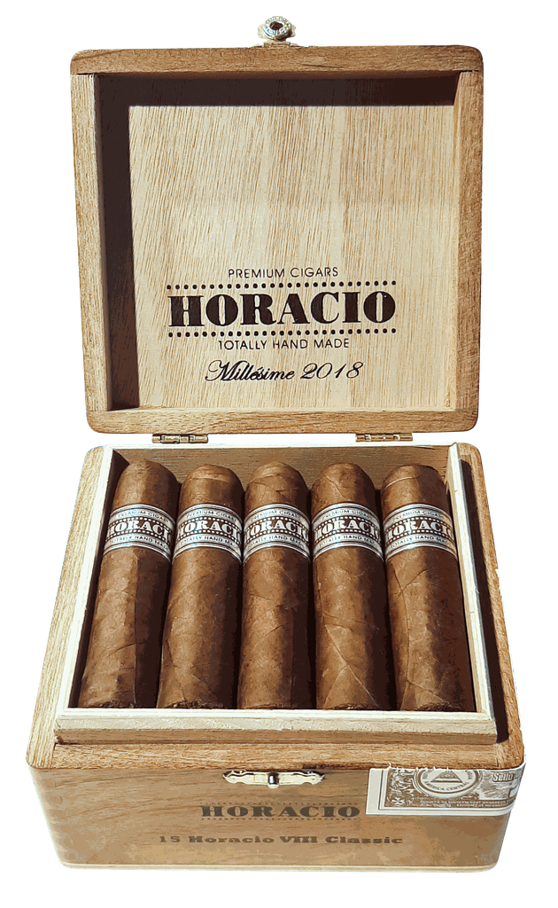 Horacio-8-millesime-2018-box-open-front.webp