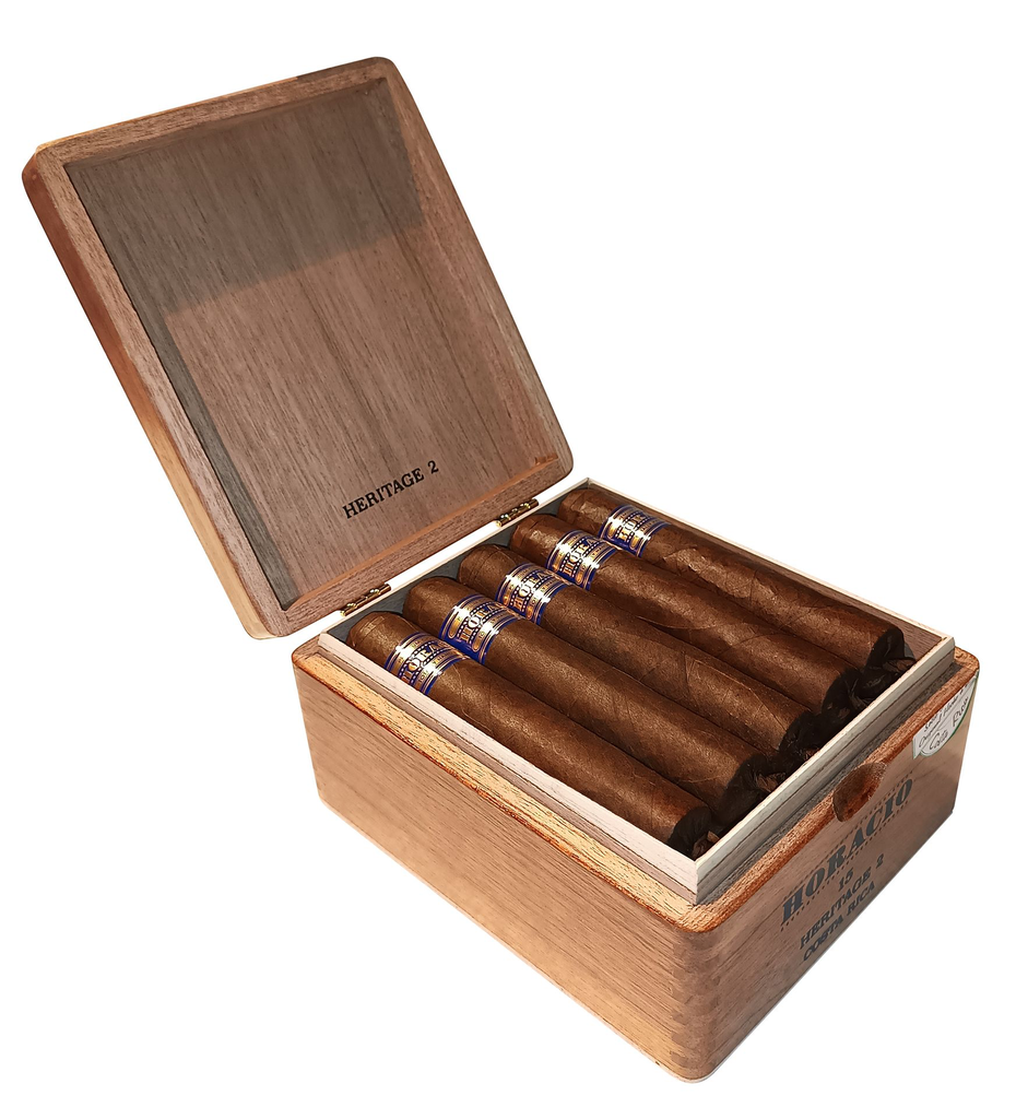 Horacio-Heritage-2-box-open-angle.webp